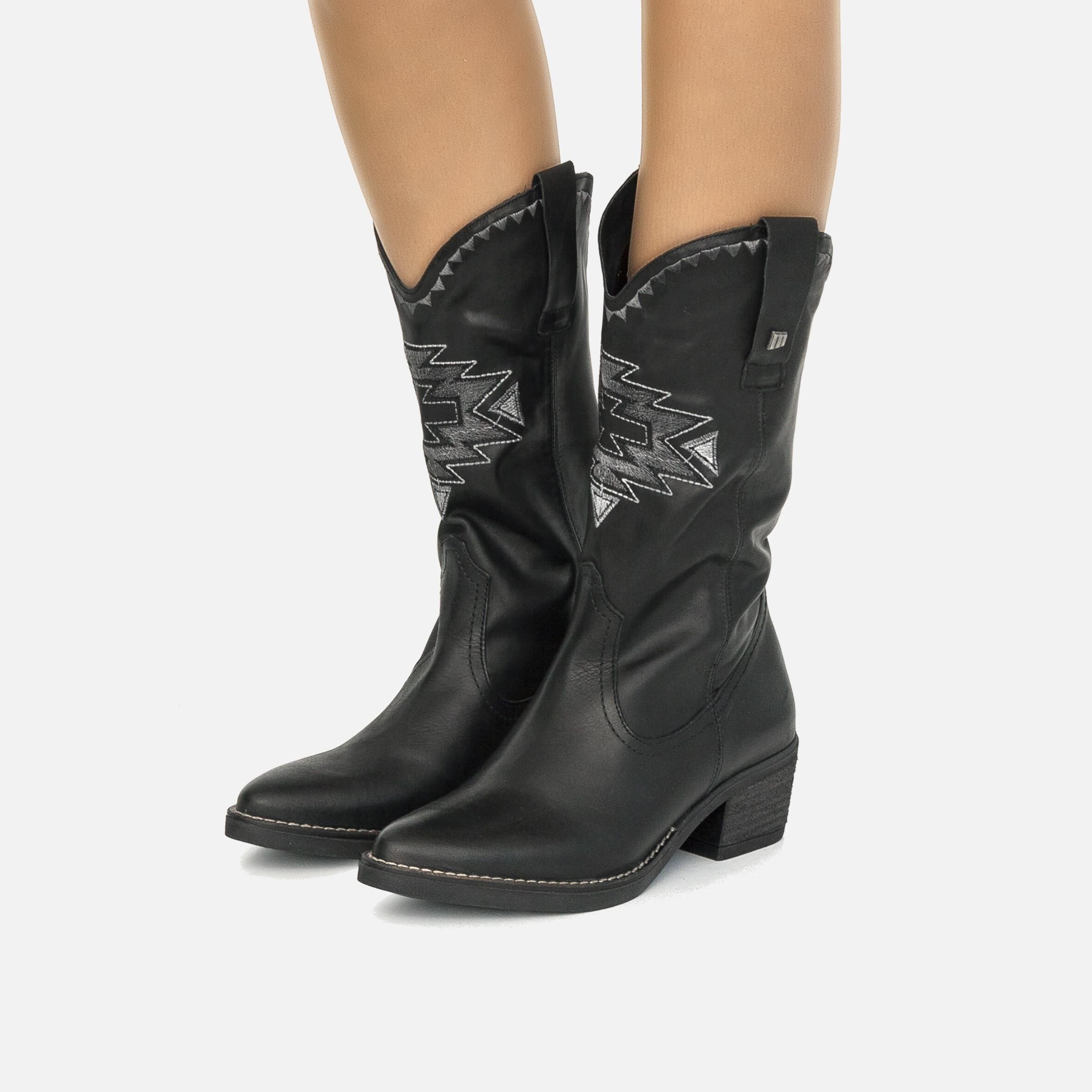 Compra TEO negro 53385 Botas de tacon Mustang para Mujer